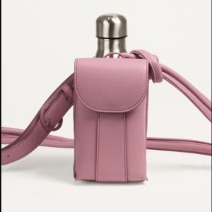 Create & Cultivate The Water Bottle Crossbody Pink
